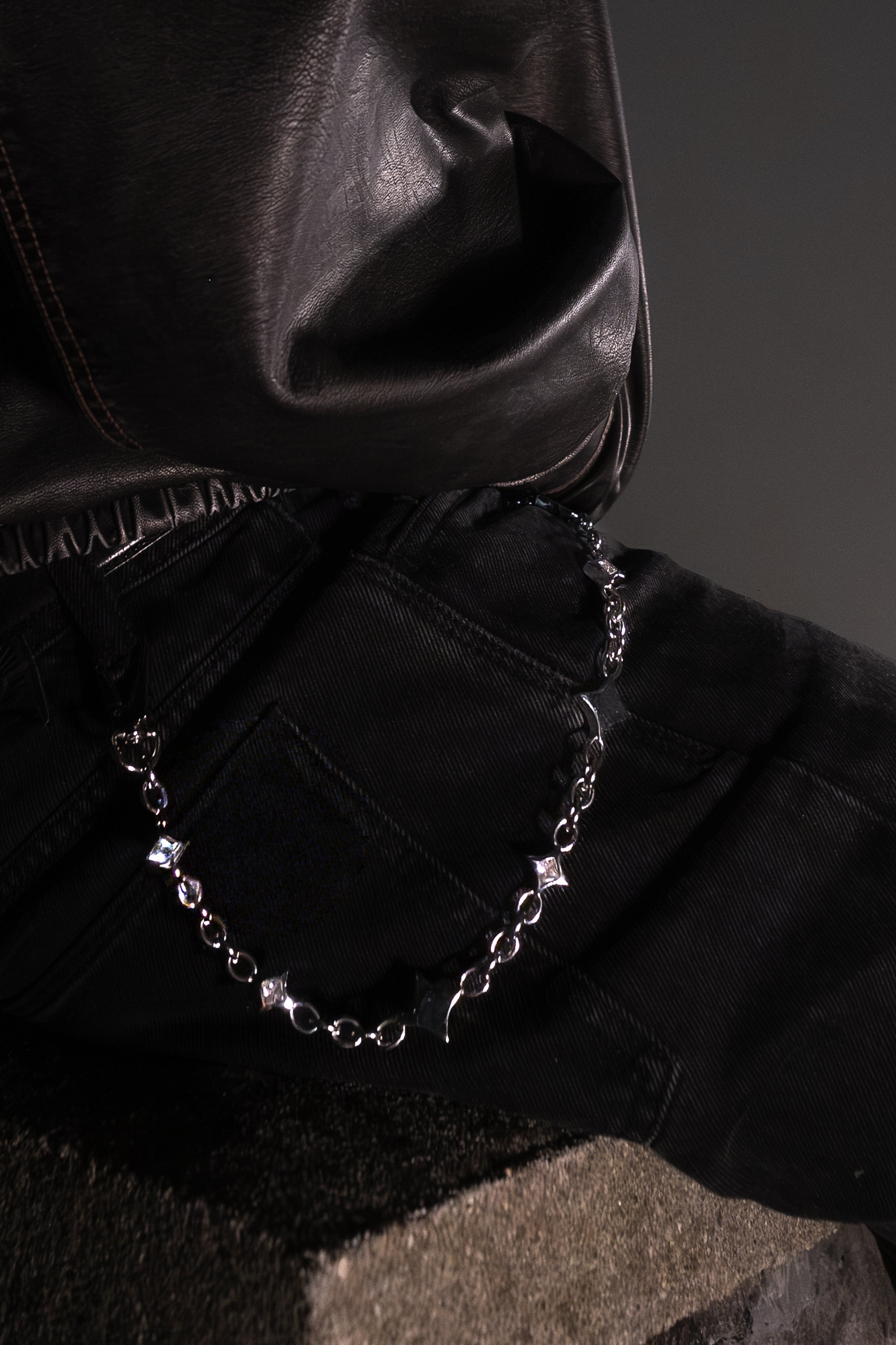MASSIVE WALLET CHAIN